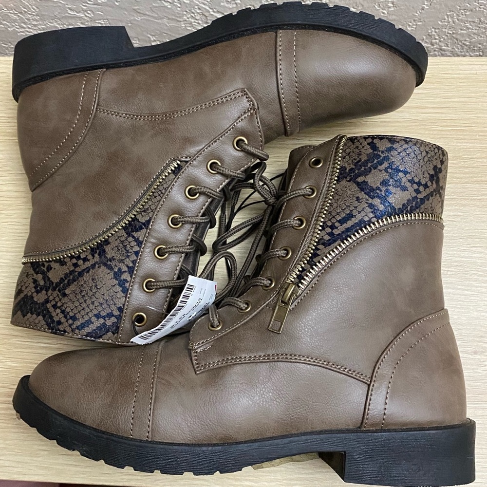 Olivia + Kate Leanna Lace Up Boots
 Size 8.5